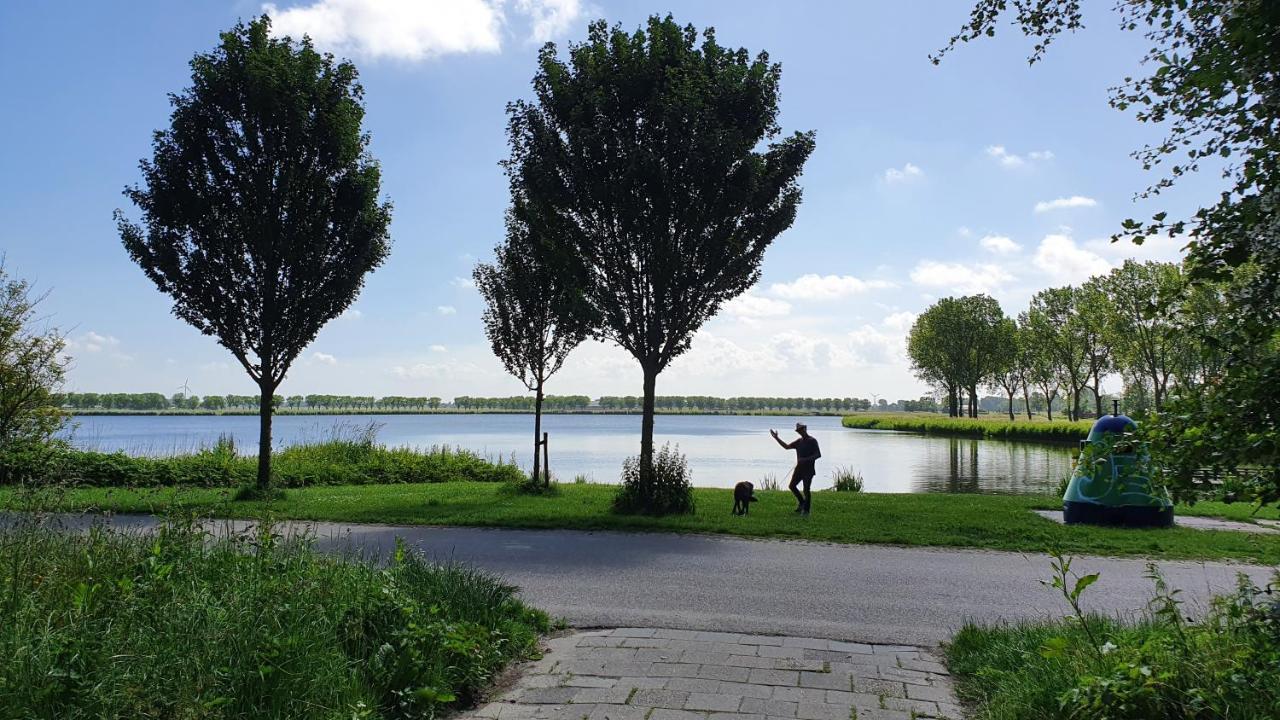 Luxe Zomerwoning Met Omheinde Tuin Voor Hond En Kinderen Dirkshorn 外观 照片
