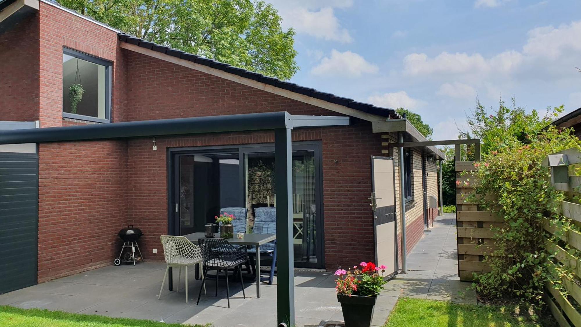Luxe Zomerwoning Met Omheinde Tuin Voor Hond En Kinderen Dirkshorn 外观 照片